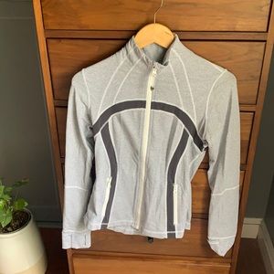 Lululemon full zip long sleeve top